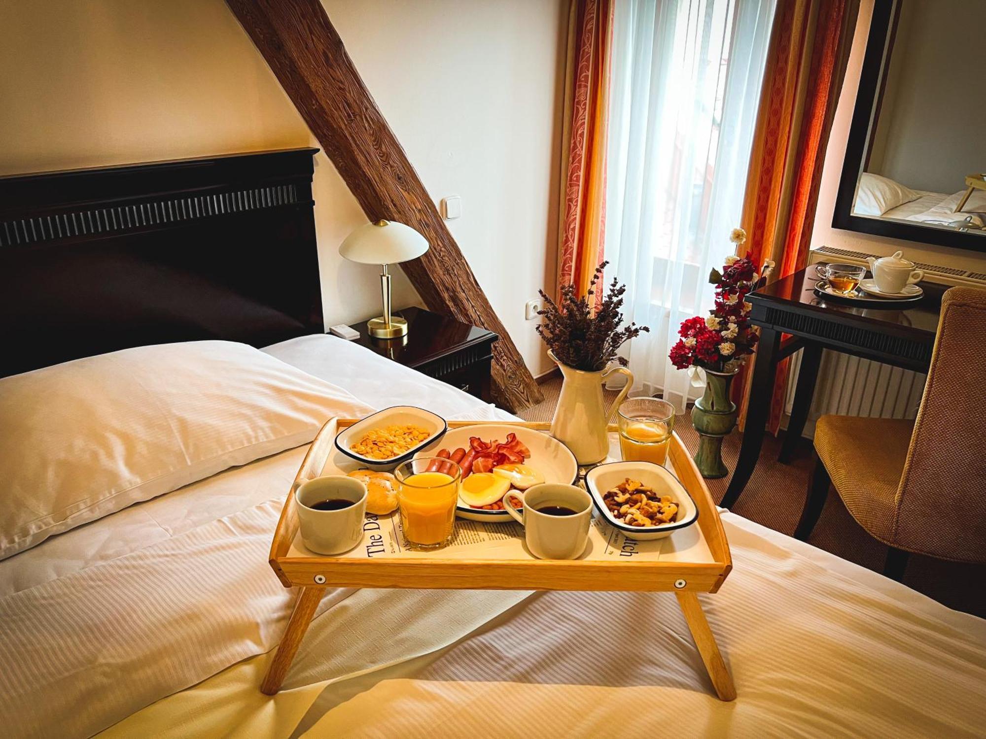 Hotel U Zeleneho Stromu Nepomuk Esterno foto