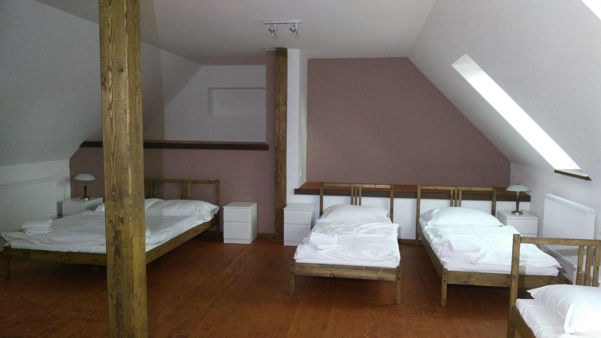 Hotel U Zeleneho Stromu Nepomuk Esterno foto